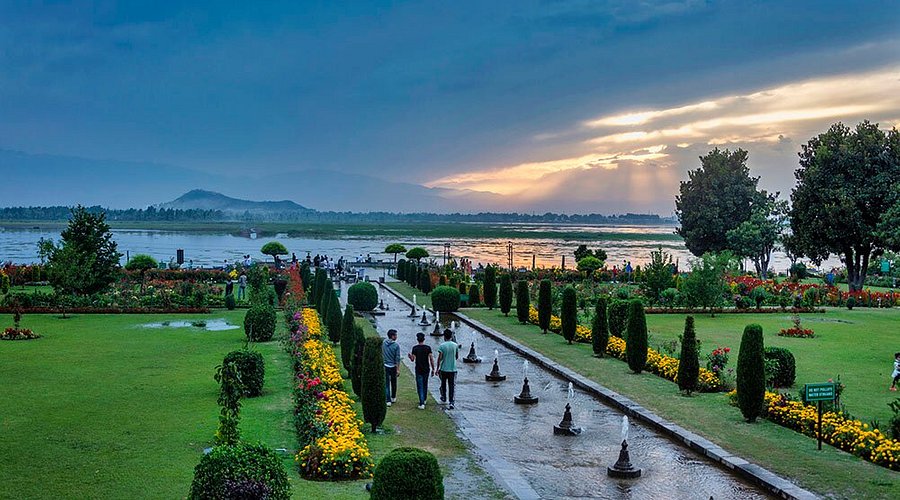 Kashmir luxury romantic package
Romantic getaway in Kashmir
Kashmir honeymoon deluxe package
Kashmir romantic holiday package
Kashmir couples deluxe package
Exclusive romantic package in Kashmir
Kashmir romantic travel deals
Kashmir deluxe honeymoon package
Kashmir love package
Kashmir romantic escape package