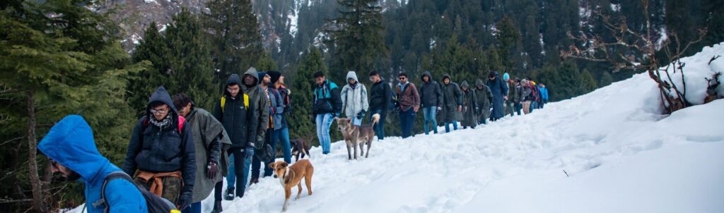 Kashmir sightseeing group package