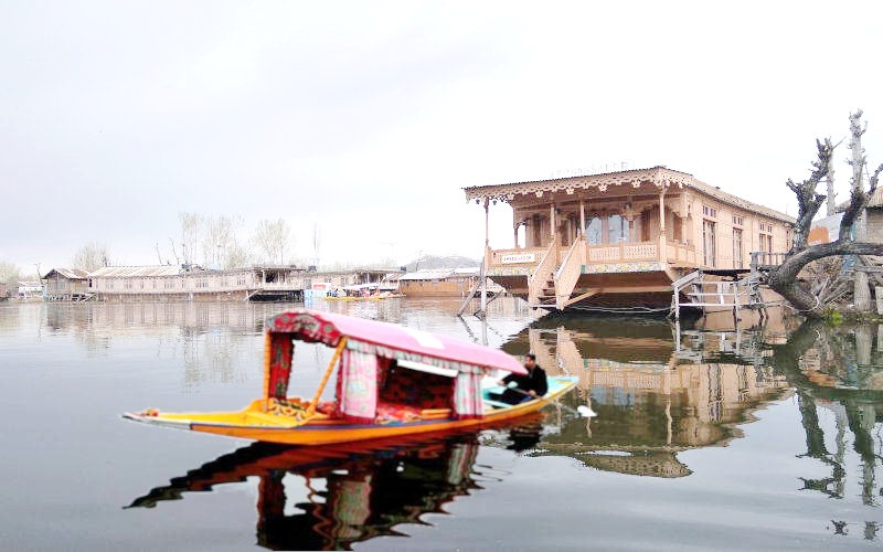 Family-friendly activities in Kashmir