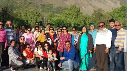 Group tour fixed departure Kashmir