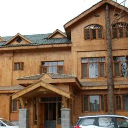 Kashmir tour package with a budget nature holiday