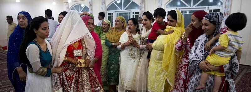 Kashmir local traditions and customs