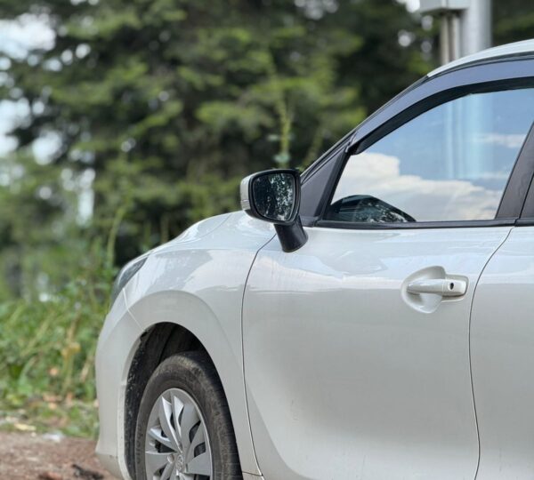 Sightseeing in Kashmir Kashmir cab service Private cab for Kashmir tour Book cab in Kashmir Kashmir taxi for sightseeing Kashmir tour package with cab Cab service in Srinagar Best way to explore Kashmir Kashmir travel with private cab Comfortable transport in Kashmir