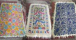 Carpet weaving workshop Kashmir