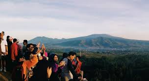 Kashmir economy holiday packages